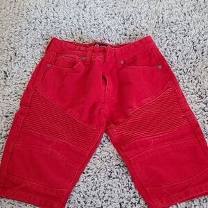 Red
Jean Shorts 